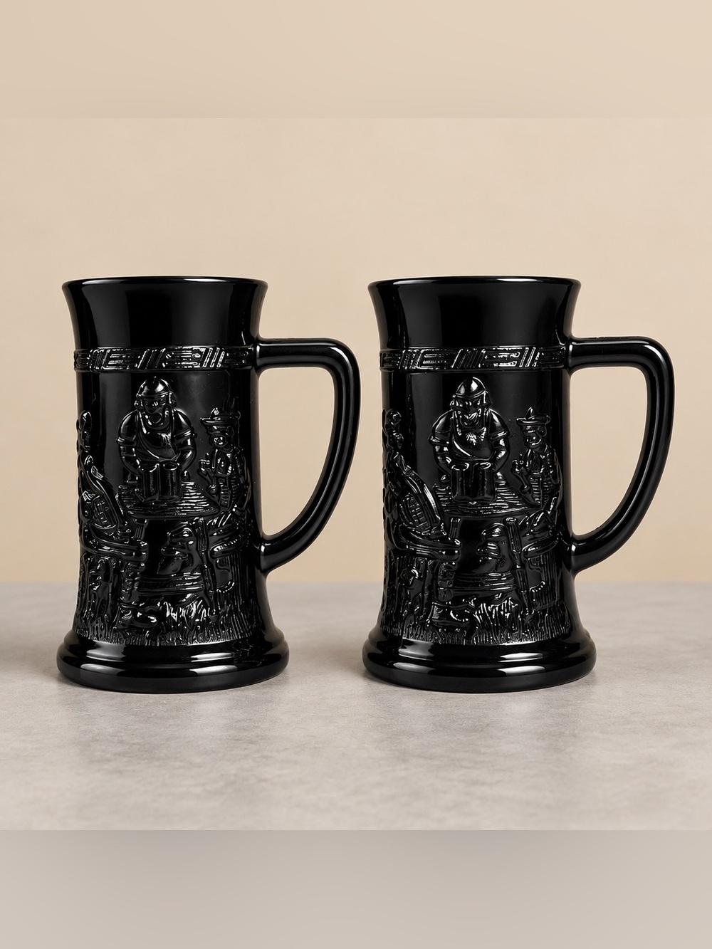 Set of 2 Indiana Tiara Glass black amethyst mugs or beer steins